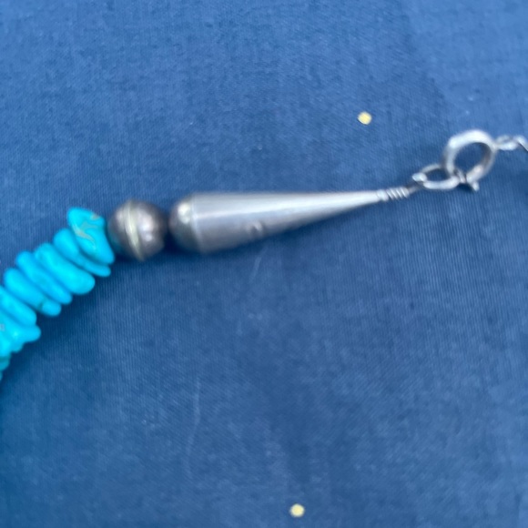 Turquoise and Sterling Silver necklace - Picture 9 of 13